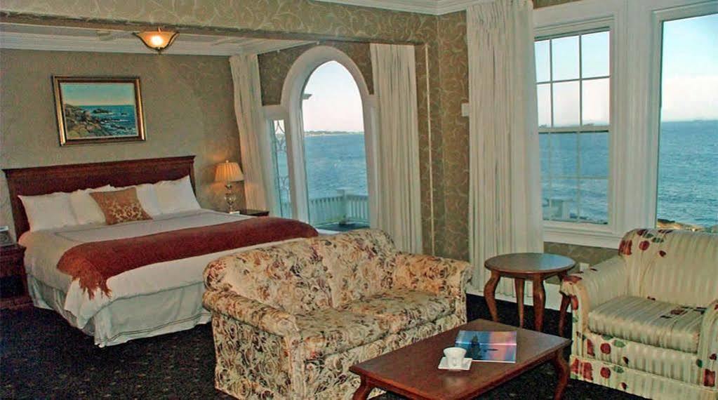 Ocean House Hotel At Bass Rocks Gloucester Buitenkant foto