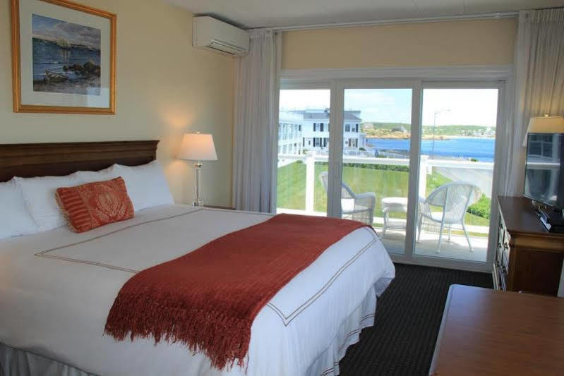 Ocean House Hotel At Bass Rocks Gloucester Buitenkant foto